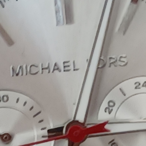 Watch - Picture 2 of 5